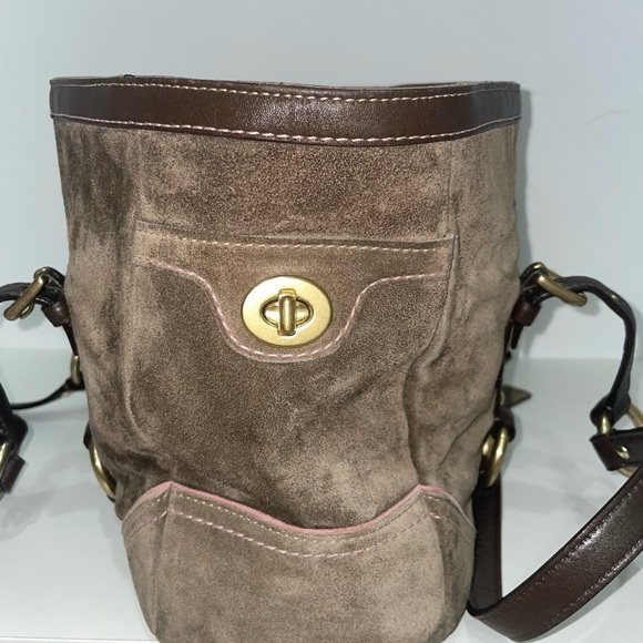 Coach suede handbag - Picture 3 of 8
